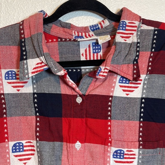 Patriotic Camp Shirt XXL Red Blue Heart Flags Collections Buffalo Plaid Stars - Picture 4 of 10